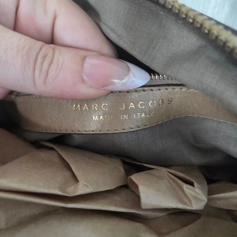 Marc Jacobs Quilted Leather Satchel Bag Tan‎ Beige Gold Chain Italian Designer